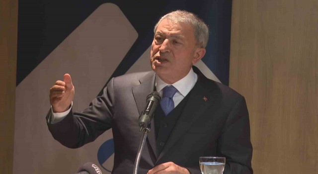 Milli Savunma Bakanı Akardan terörle mücadele vurgusu