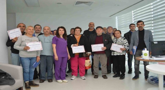 Muğla'da 26 diyabetli bireye diplomaları verildi
