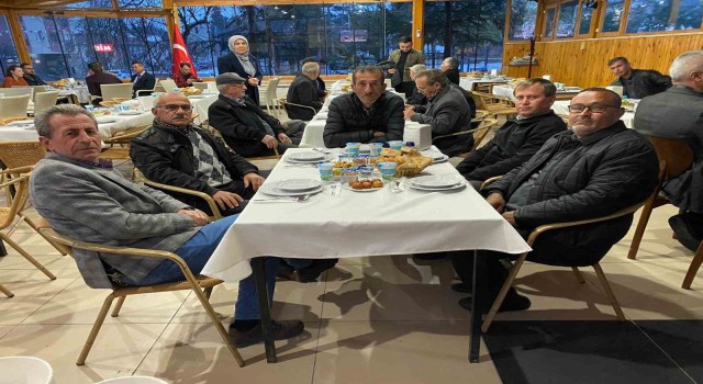 Muhtarlar geleneksel iftar sofrasında buluştu