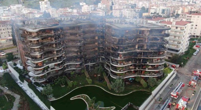 Narlıderedeki yangınının acı yüzü gün aydınlanınca ortaya çıktı