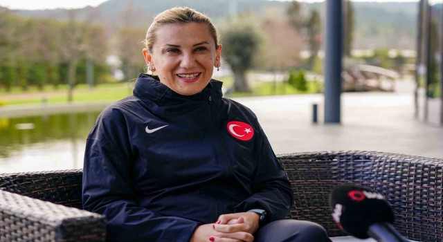 Necla Güngör Kıragası: Artık aileler, Bizim kızı değerlendirir misiniz? demeye başladı