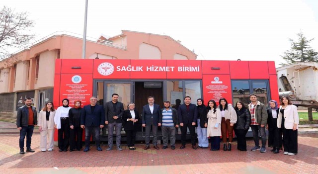 NEÜ öğrencilerinin tasarladığı sağlık kabini Hataya gönderildi