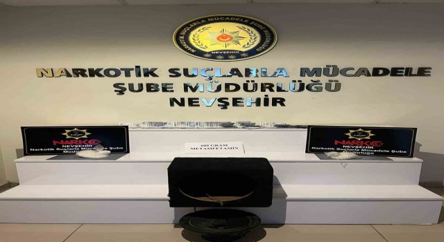 Nevşehirde uyuşturucu taciri 2 şüpheli tutuklandı