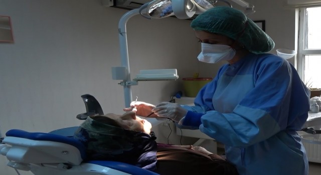 Niğdede bin 200 depremzedeye tedavi hizmeti verildi