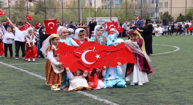 Oltuda 23 Nisan coşkusu