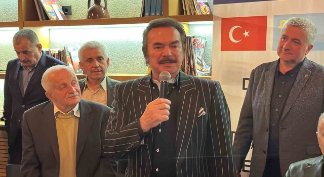 Orhan Gencebay yeni şarkısının sözlerini açıkladı: Aşığınım dünya duysun