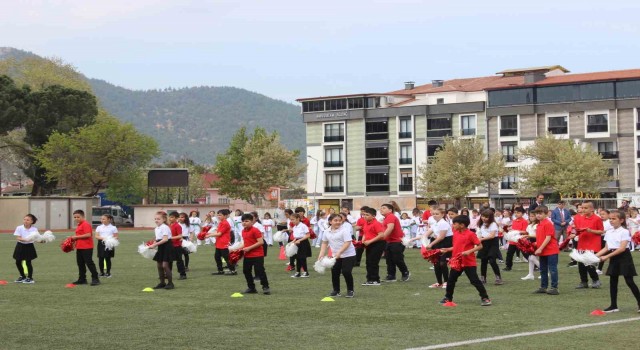 Osmanelinde 23 Nisan coşkuyla kutlandı