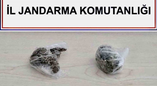 Otobüsteki yolcuda uyuşturucu ele geçirildi
