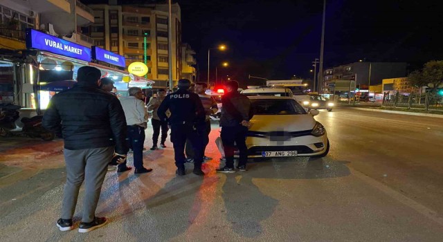 Otomobil ile motosiklet çarpıştı, 1 kişi yaralandı