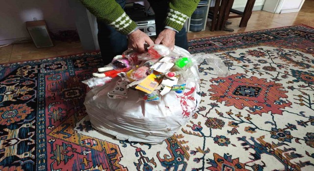 Oyuncakçı Ali amca, ev sahibi çık deyince evsiz kalma korkusuyla karşı karşıya kaldı
