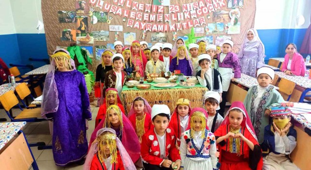 (Özel) Okulu 23 Nisan için Birleşmiş Milletlere çevirdiler