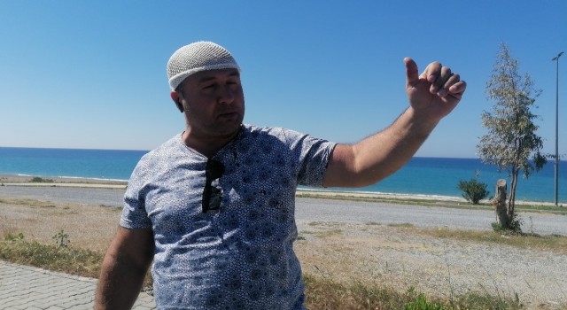 Park halindeki otomobilin sürücüsü dehşeti yaşadı