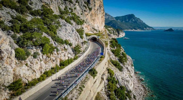 Pedallar, Kemerde bu sefer depremzedeler için döndü