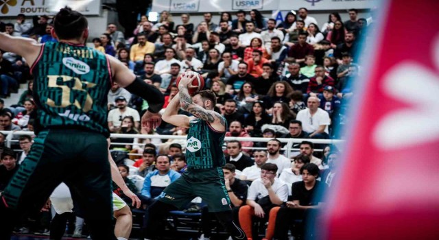 Pınar Karşıyaka, Bursaspor deplasmanında