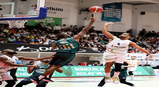 Pınar Karşıyakanın ilk iki şansı zora girdi