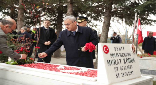 Polis ve Hava Şehitliğinde anma programı