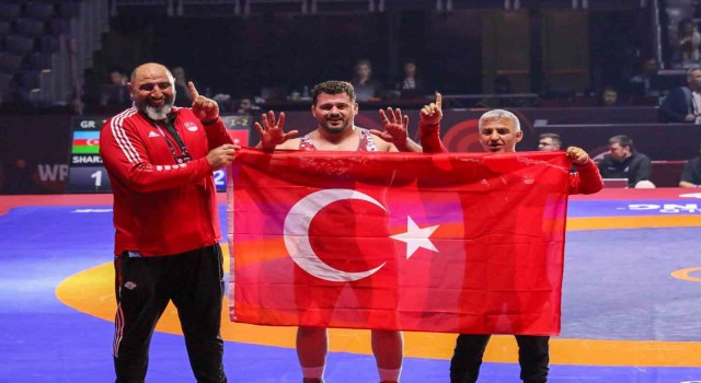 Rıza Kayaalp: Rekoru egale etmek gurur verici