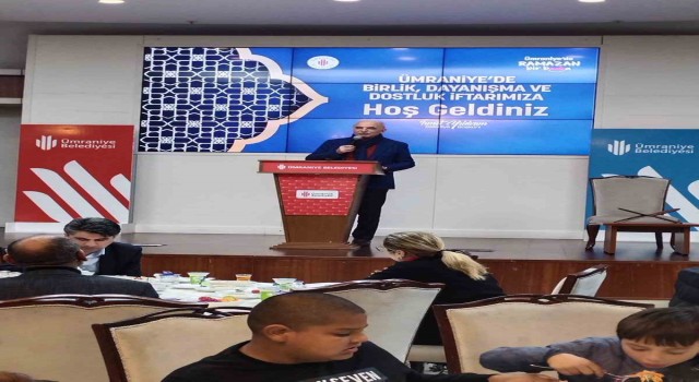 Roman vatandaşlar Ümraniyede iftar yemeğinde buluştu