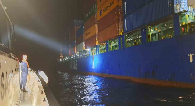 Sahil Güvenlik 32 düzensiz göçmen ve 1 yaralıyı kurtardı