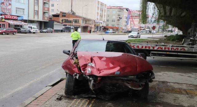Samsunda trafik kazası: 2 yaralı