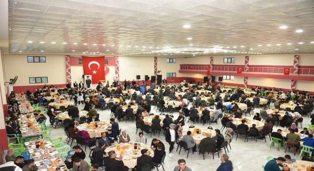 Sasonda bin kişi iftarda bir araya geldi