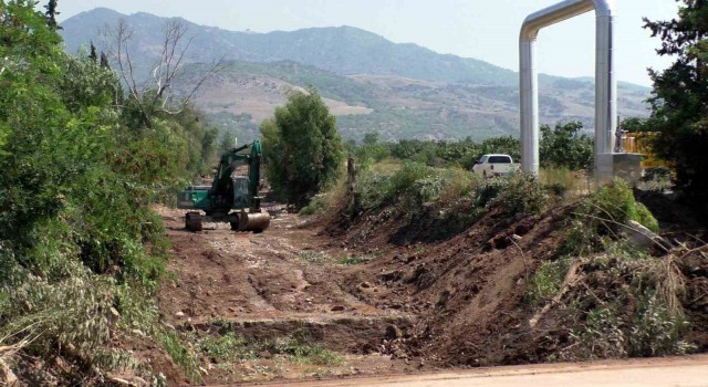 Savcıllı Deresinde taşkın riski azalacak
