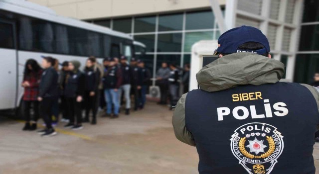 Siber çeteye operasyon: 16 gözaltı