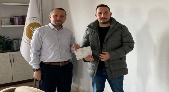 Simavlı hayırsever vatandaştan deprem bölgesine 12 bin TL bağış