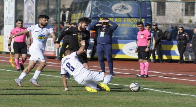 Sincan Belediyespor - Talasgücü maçının hakemi Melih Kurt