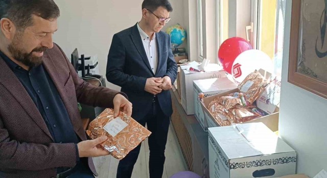 Sındırgı, Hatayda bayram sofrasında öğrenciler ile bir araya gelecek