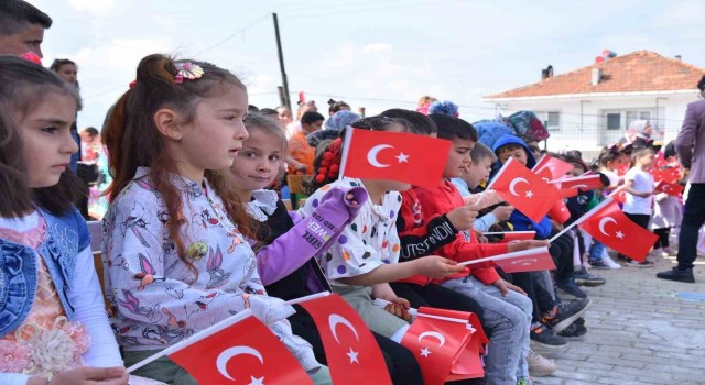 Sındırgıda 23 Nisan coşku ile kutlandı