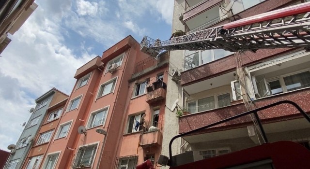 Şişlide 4 katlı binada 2 ay arayla yangın çıktı