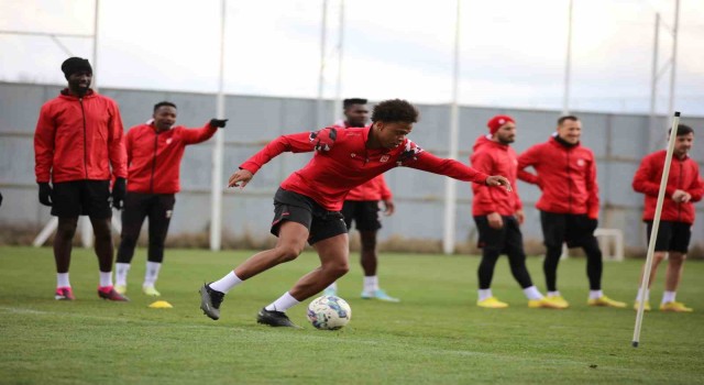 Sivasspor galibiyet için hazırlanıyor