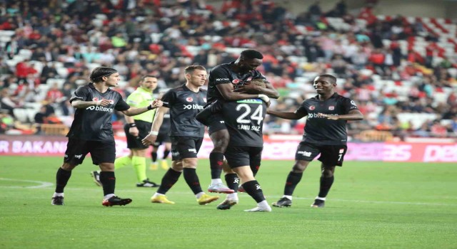 Sivasspor ligdeki galibiyet sayısını 10a çıkarttı