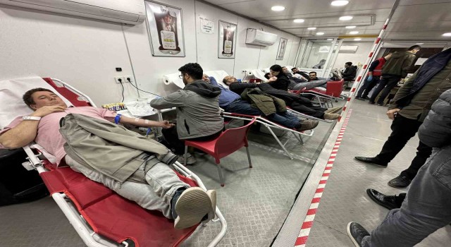 Siverekte kan bağışına yoğun ilgi
