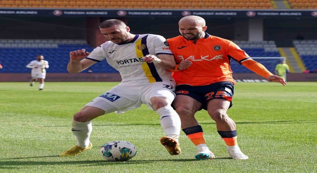 Spor Toto Süper Lig: Başakşehir: 1 - MKE Ankaragücü: 0 (Maç sonucu)