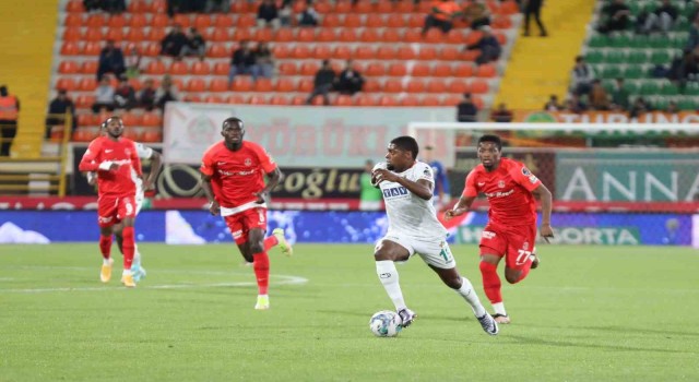 Spor Toto Süper Lig: Corendon Alanyaspor: 1 - Ümraniyespor: 0 (Maç sonucu)