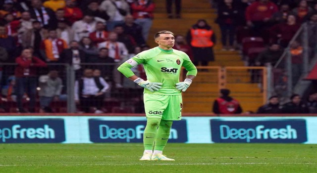 Spor Toto Süper Lig: Galatasaray: 2 - Fatih Karagümrük: 3 (İlk yarı)