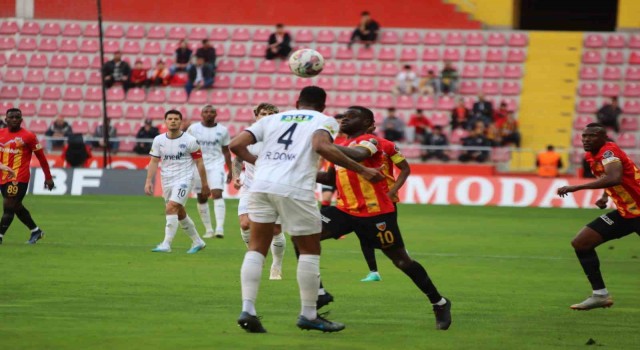 Spor Toto Süper Lig: Kayserispor: 0 - Kasımpaşa: 0 (İlk yarı)
