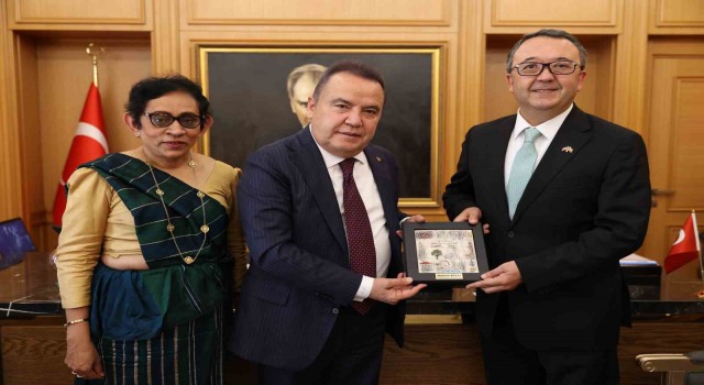 Sri Lanka Büyükelçisinden Başkan Böceke ziyaret