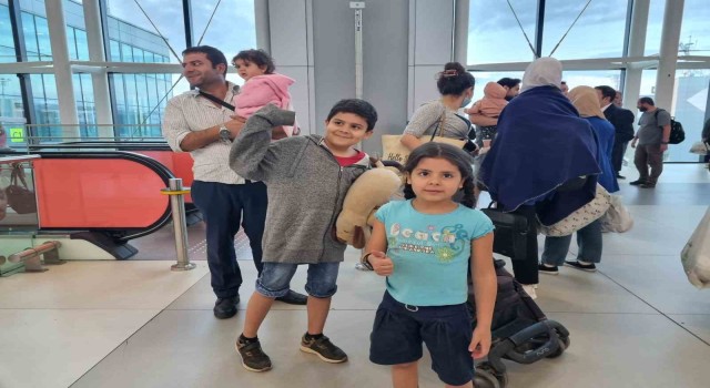 Sudandan tahliyeler sürüyor: 101 Türk vatandaşı daha Türkiyeye getirildi