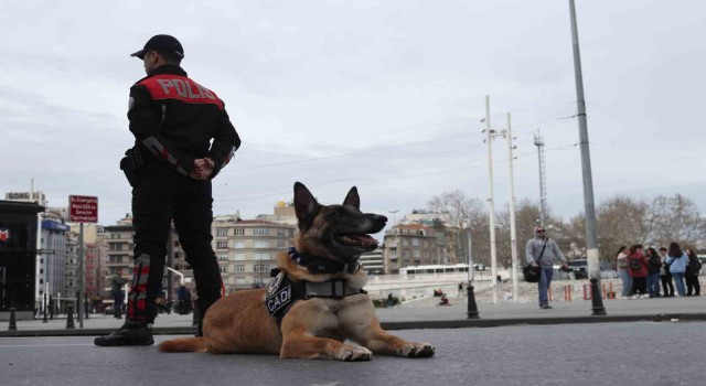 Taksimde helikopter destekli Huzur İstanbul uygulaması yapıldı