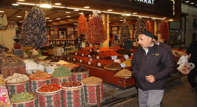 Tarihi Kapalı Çarşıda Ramazan bereketi