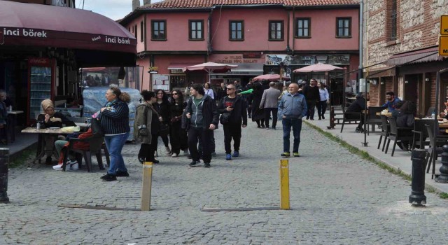 Tarihi Odunpazarı Evlerinde bayram kalabalığı