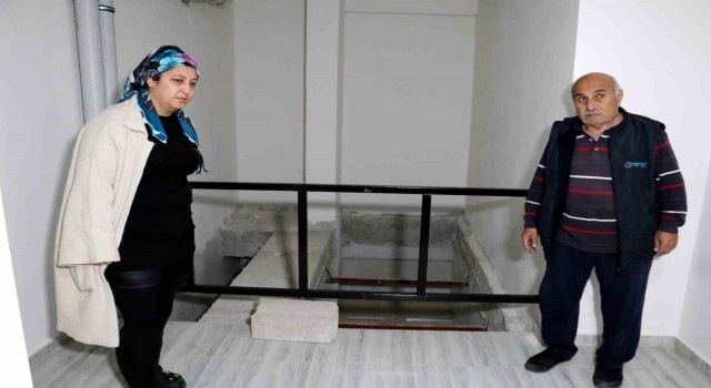 Tedavi için geldiği Adanada asma kattan düşen kadın hayatını kaybetti