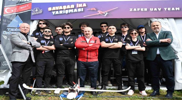 TEKNOFESTin Bursa ayağında İHAlar yarışıyor