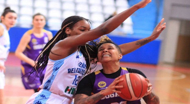 TKBL: İzmit Belediyespor: 72 - Tourism & Boğaziçi Basketbol: 70
