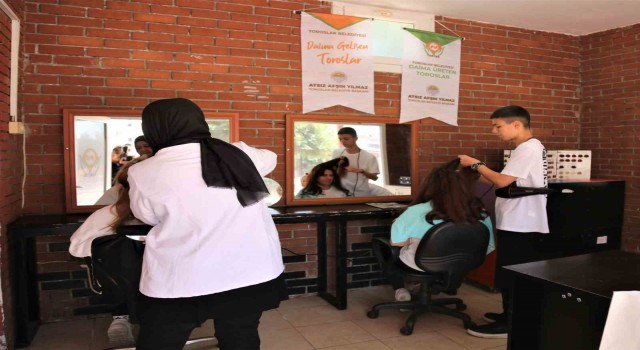 Toroslar Belediyesinin kursları, meslek edindiriyor