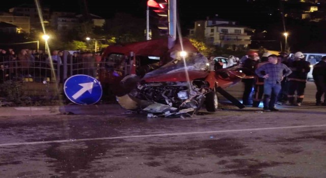 Trabzonda trafik kazası: 1 ölü, 1 yaralı