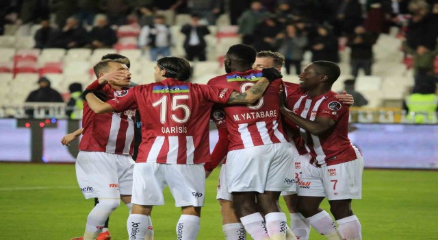 Trabzonsporu yenen Sivasspor, Süper Ligde 9. galibiyetini aldı